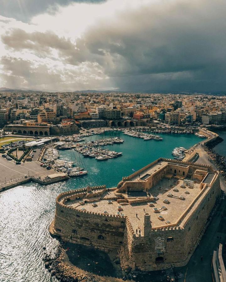 Minos By Agora Luxury Apartments In The Heart Of Heraklion Exterior foto